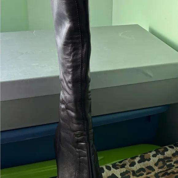 Butter soft Chocolate Brown leather boots. Worn once and in great condition