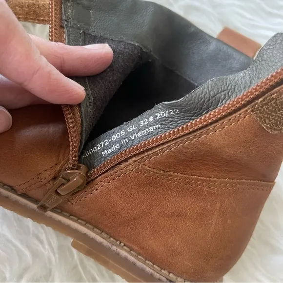 Camper Leather Boots Kids size 1
