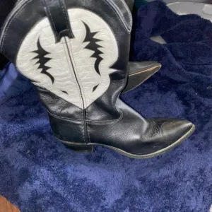Capezio Black and White Western Cowboy Boots size 8.5