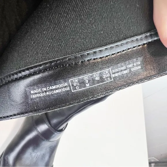 Clarks Cheyn Meryl Women's Tall Boots Size 9M Black Leather Cushioned Round Toe