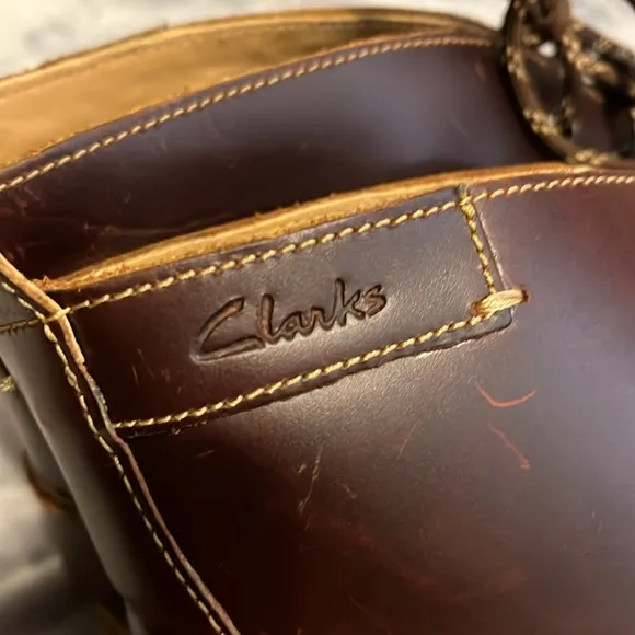 Clarks Durston Mid Beeswax Leather Lace-Up Boot