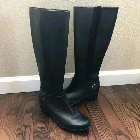 Clarks Malia Willo Tall Knee High Equestrian Leather Boots Women’s SZ 6 26112194