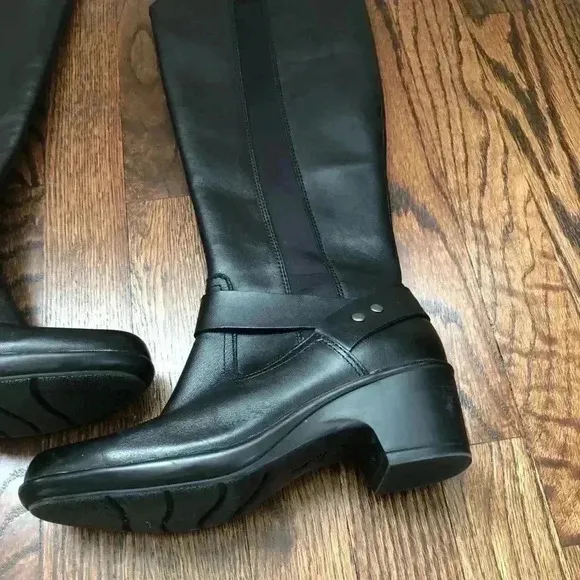 Clarks Malia Willo Tall Knee High Equestrian Leather Boots Women’s SZ 6 26112194