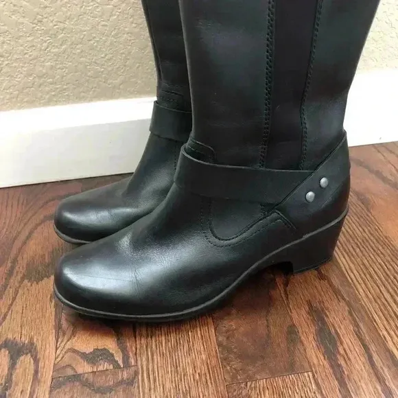 Clarks Malia Willo Tall Knee High Equestrian Leather Boots Women’s SZ 6 26112194