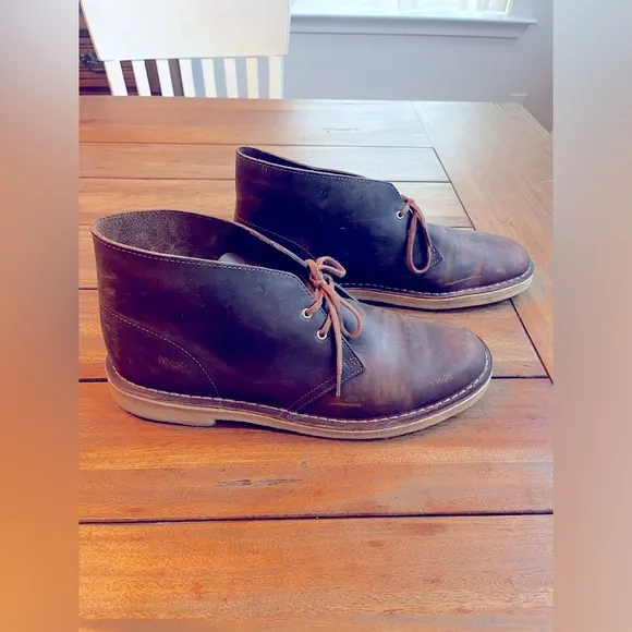 Clarks Men's Brown Leather Desert Boots; Size 11, Beeswax Leather; like new!
