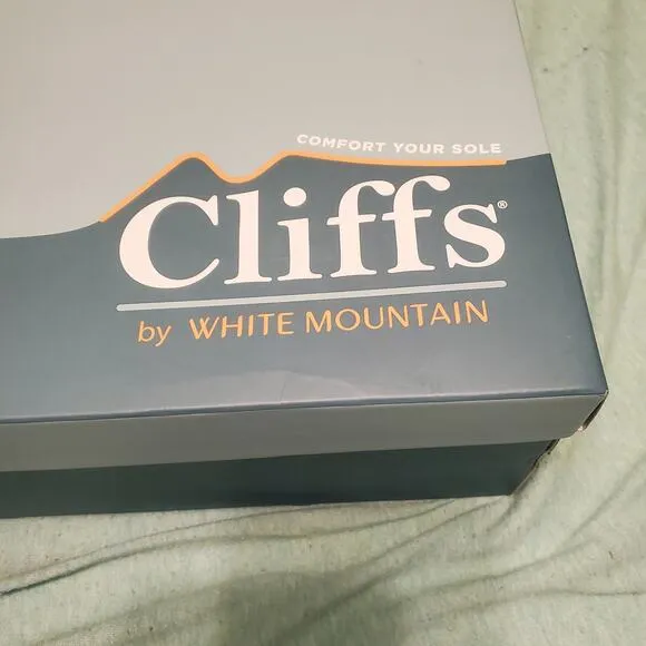 Cliffs by White Mountain Pathfield Winter White Lace Up Ankle Boots Size 6M NIB