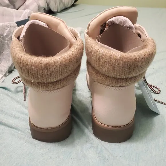 Cliffs by White Mountain Pathfield Winter White Lace Up Ankle Boots Size 6M NIB