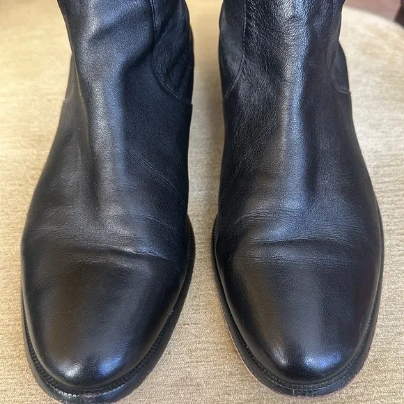 COACH Lilac Black Leather Boots Tall Stretchy Leather Equestrian Riding Boot 8.5