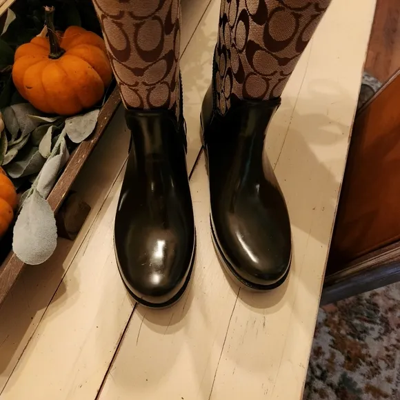 Coach Tristee Signature Logo Lace Up Rain Boots Size 6