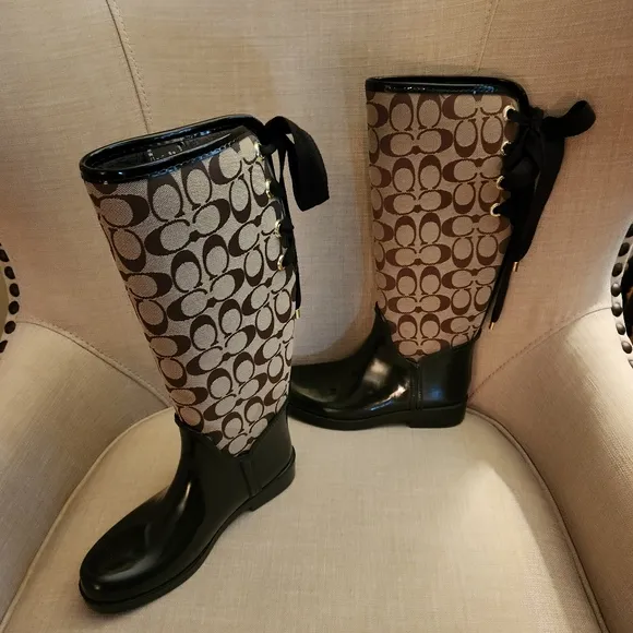 Coach Tristee Signature Logo Lace Up Rain Boots Size 6
