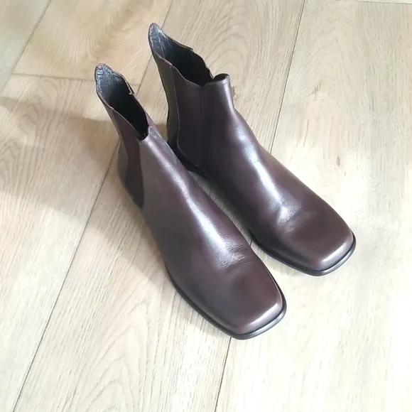 COLE HAAN Womens brown leather ankle boots y2k