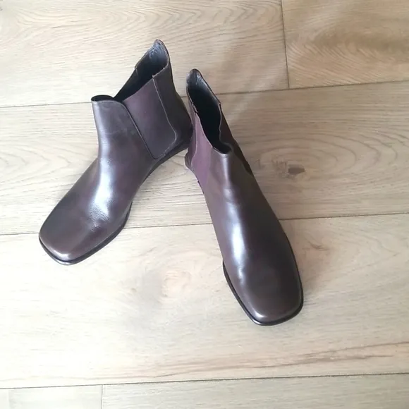 COLE HAAN Womens brown leather ankle boots y2k