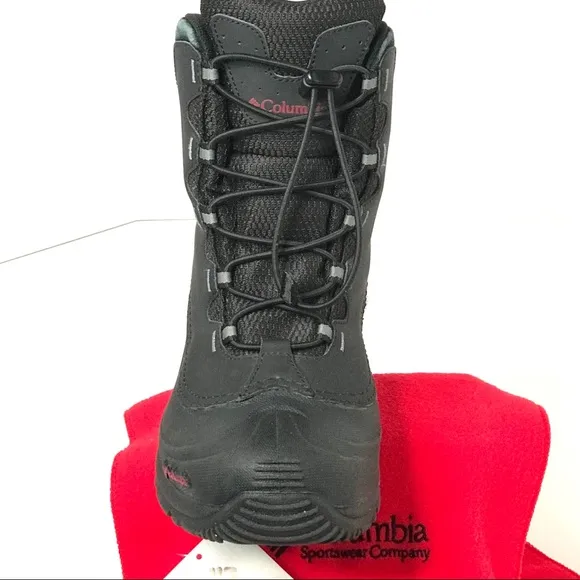 COLUMBIA BLACK SUEDE HIKING BOOTS AND BRAND NEW RED COLUMBIA SCARF SET SIZE 7