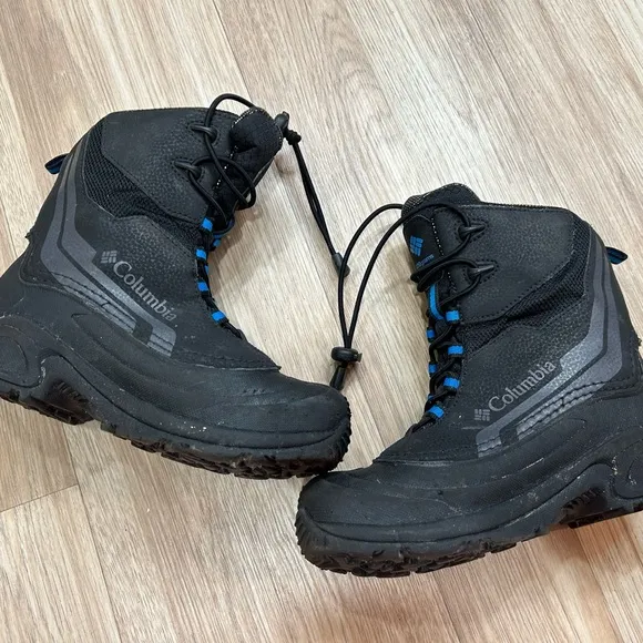 Columbia Boys' Bugaboot Plus IV Omni-Heat Waterproof Winter Boots Youth Size 3