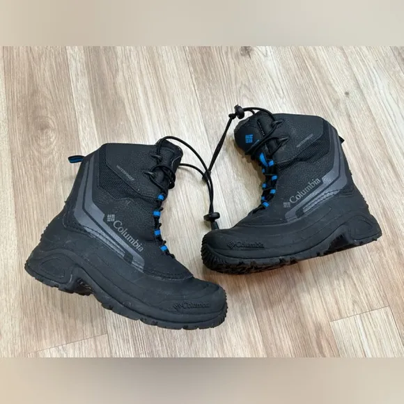 Columbia Boys' Bugaboot Plus IV Omni-Heat Waterproof Winter Boots Youth Size 3