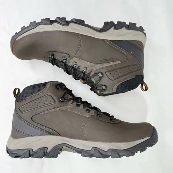 Columbia Men’s Newton Ridge Plus II Waterproof Hiking Boots. Brown. Size…
