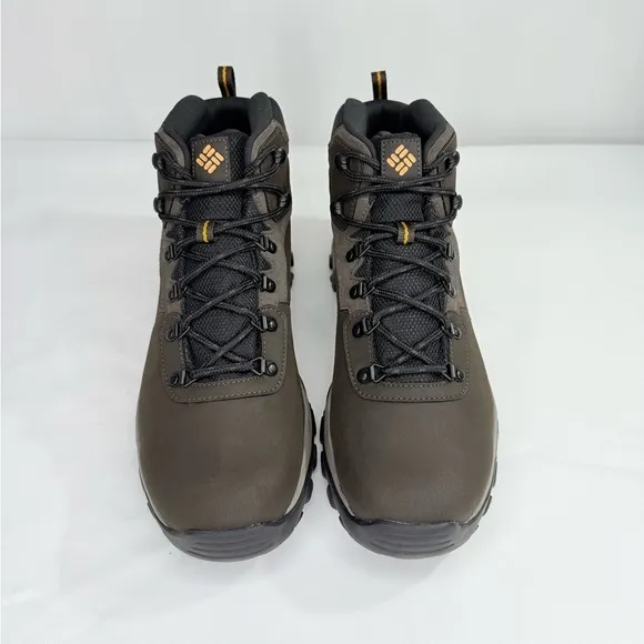 Columbia Men’s Newton Ridge Plus II Waterproof Hiking Boots. Brown. Size…