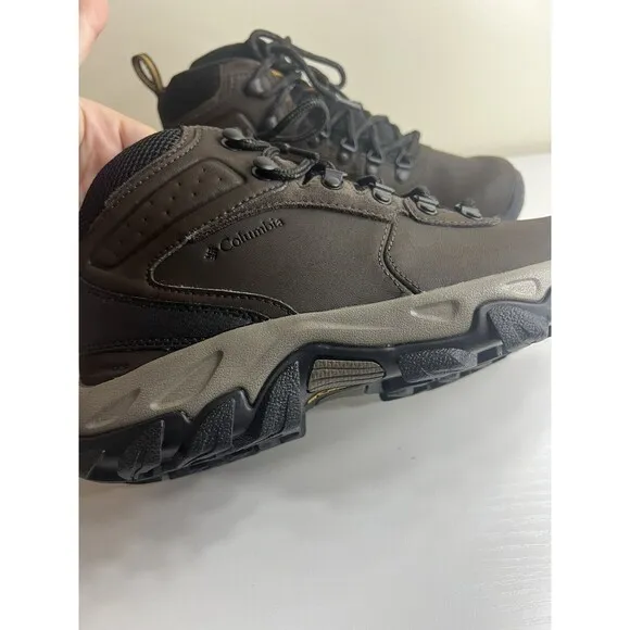Columbia Men’s Newton Ridge Plus II Waterproof Hiking Boots Cordovan Size 7
