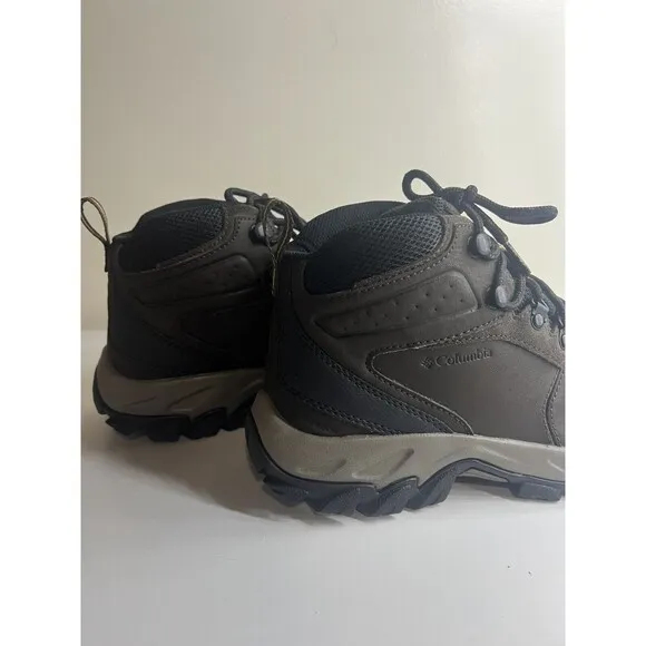 Columbia Men’s Newton Ridge Plus II Waterproof Hiking Boots Cordovan Size 7