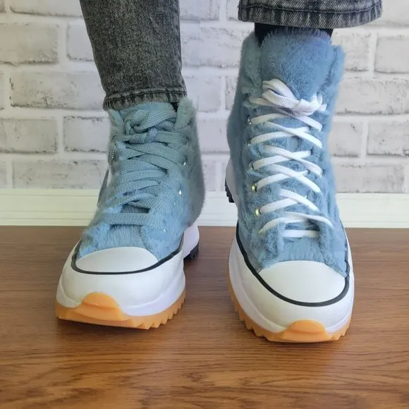 ❤️❤️❤️Converse Run Star Hike Platform Hi Faux Fur 9.5 Women Shoes Blue A13381C