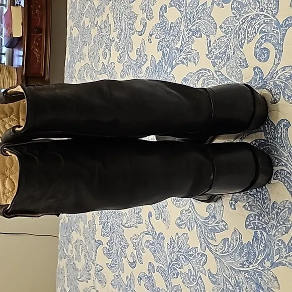 COPY - Stuart women's cowboy boots, size 10. Hand-made, excellent.