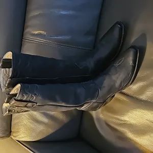 COPY - Stuart women's cowboy boots, size 10. Hand-made, excellent.