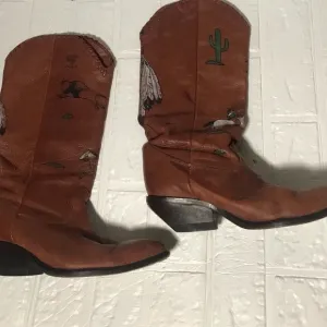 COPY - Zodiac hand painted leather cowboy Frontier boots size 7 1/2