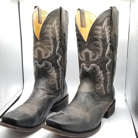 CORRAL  COWBOY BOOTS