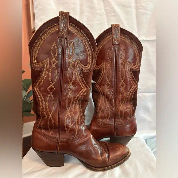 Dan Post | Women’s | western | cowboy | 6 | white stitch brown | leather | boots