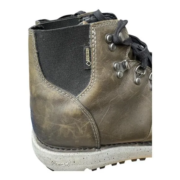 Danner 917 Gore Tex Leather Hiking Boot Men size 11 D