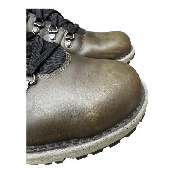 Danner 917 Gore Tex Leather Hiking Boot Men size 11 D