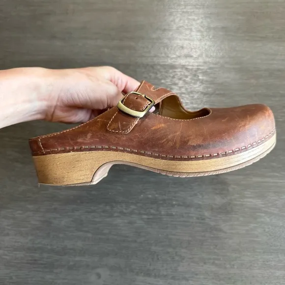 Dansko Britney Clogs Brown Leather Shoes 38