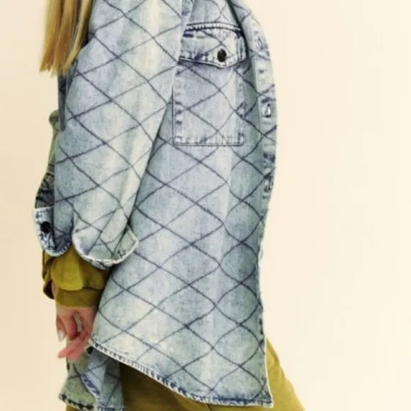 DAVI &amp; DANI Denim Shacket Diamond Quilted High Low Oversized Jean Shirt Jacket