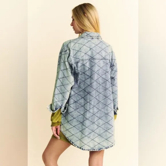 DAVI &amp; DANI Denim Shacket Diamond Quilted High Low Oversized Jean Shirt Jacket