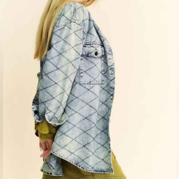 DAVI &amp; DANI Denim Shacket Diamond Quilted High Low Oversized Jean Shirt Jacket