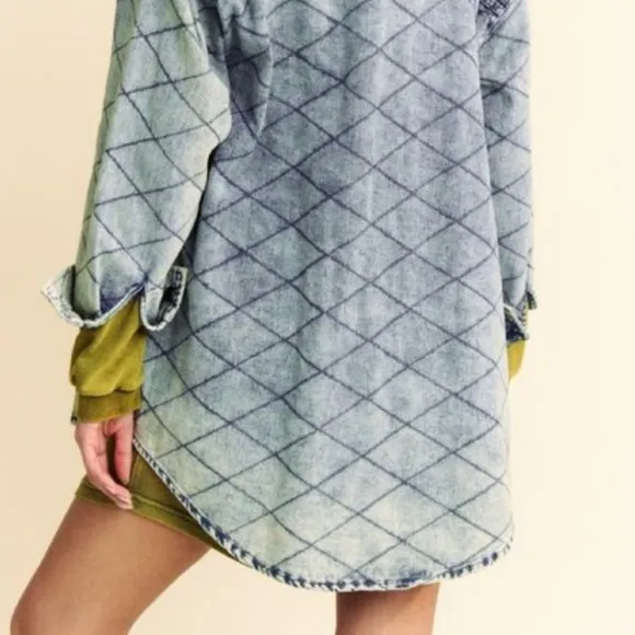 DAVI &amp; DANI Denim Shacket Diamond Quilted High Low Oversized Jean Shirt Jacket