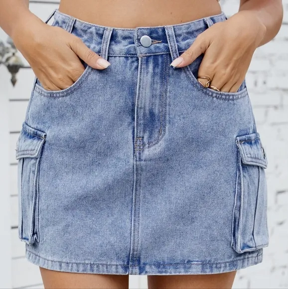 Denim Blue Jean Skirt Mini 90s Retro Button Cargo Side Pocket High-Rise Waist