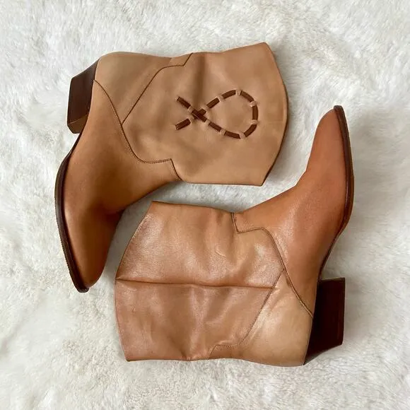 Dingo Vintage Leather Boots Size 6.5