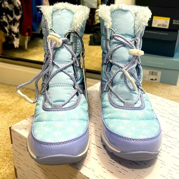 Disney x Sorel frozen winter boots NWT