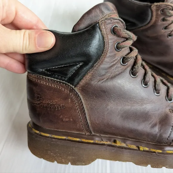 DOC MARTENS 8072 Vintage MIE brown leather high top chunky hiking boots