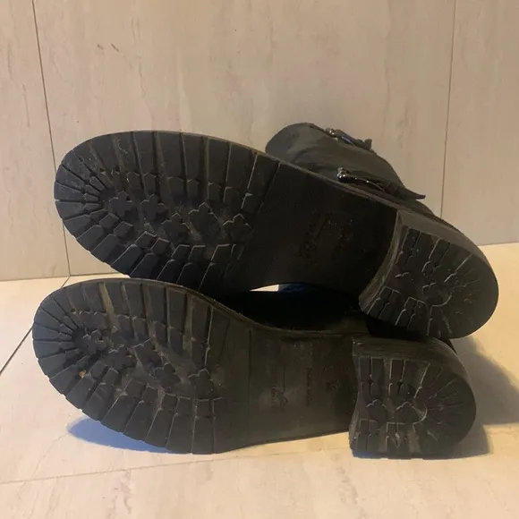 Donald J. Pliner Tall Black Suede Leather Heeled Buckle Winter Boots Size 6.5