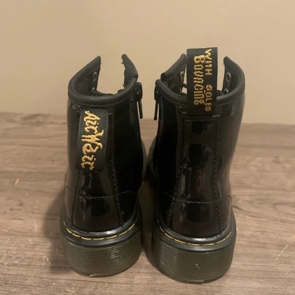 Dr. Doc Martens Boots‎ 1460 Junior Kids AW004 Leather Size US 12 Uk 11