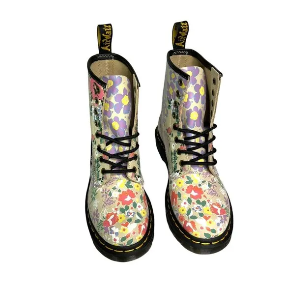 Dr Doc Martens Womens Size 37 US 6 Parchment Beige Floral Print 1460 Boots NEW