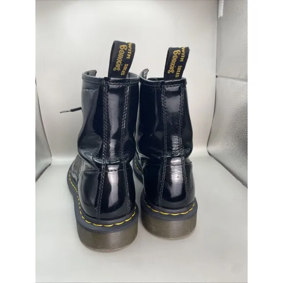 Dr Martens 11821 Combat Boots Womens Size 9 Black Patent Leather