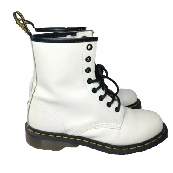 Dr. Martens 1460 Patent Leather Lace Up Boots Women's Size 6 ~White Reta…