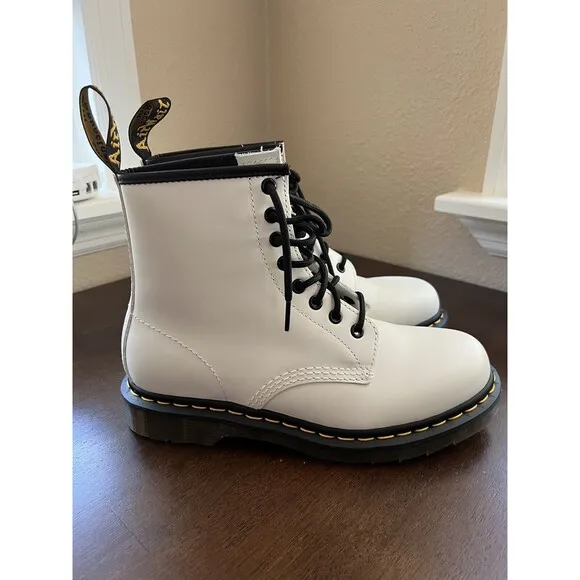 Dr. Martens 1460 Smooth Leather Lace Up Boots In White Size 39 (US M 7 W 8 )