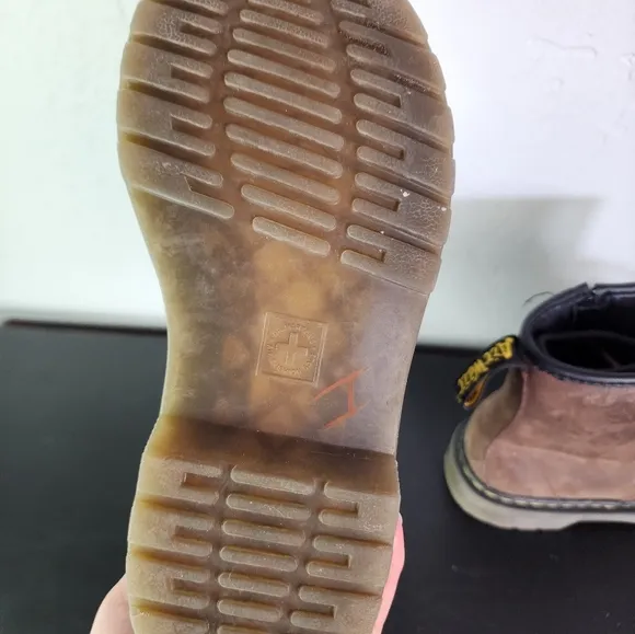 Dr. Martens Delaney Brown Leather Ankle Boots Size 1 Kids
