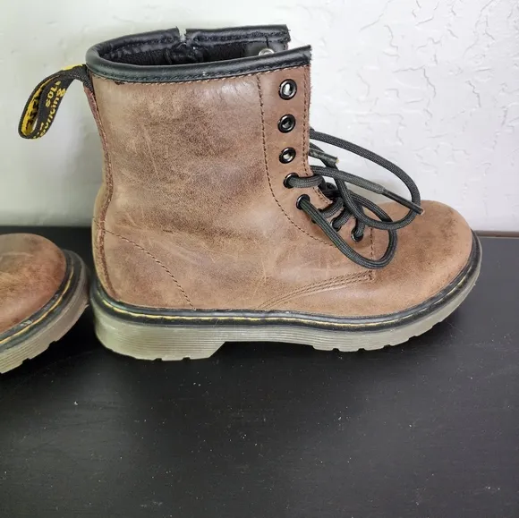 Dr. Martens Delaney Brown Leather Ankle Boots Size 1 Kids