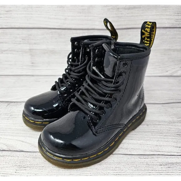Dr. Martens Kids 1460 patent leather boots Size‎ 7