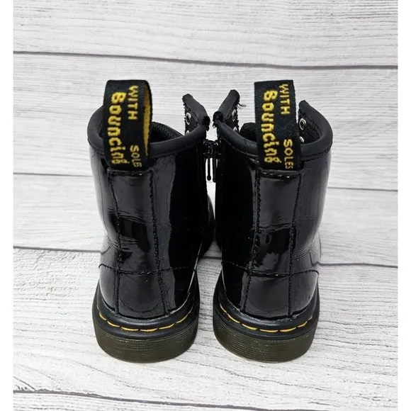 Dr. Martens Kids 1460 patent leather boots Size‎ 7